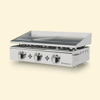 Plancha gaz Vivaplancha modèle Pimientos avec trois brûleurs en inox et plaque de cuisson en inox lisse, présentée de face sur fond uni beige.